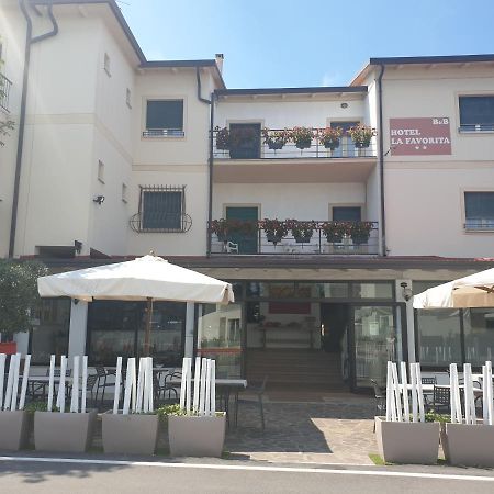 Hotel La Favorita Πεσκιέρα ντελ Γκάρντα Εξωτερικό φωτογραφία