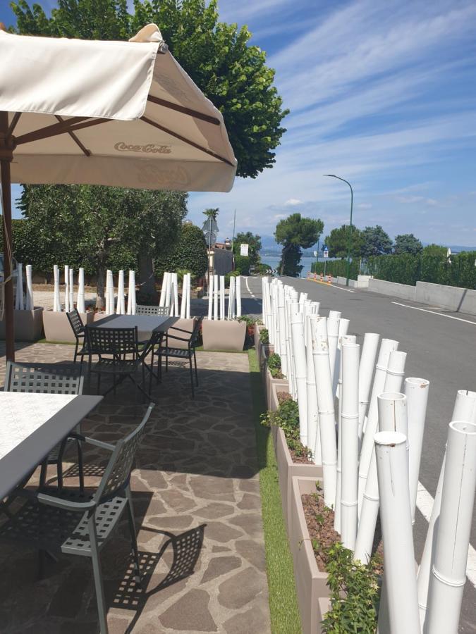 Hotel La Favorita Πεσκιέρα ντελ Γκάρντα Εξωτερικό φωτογραφία