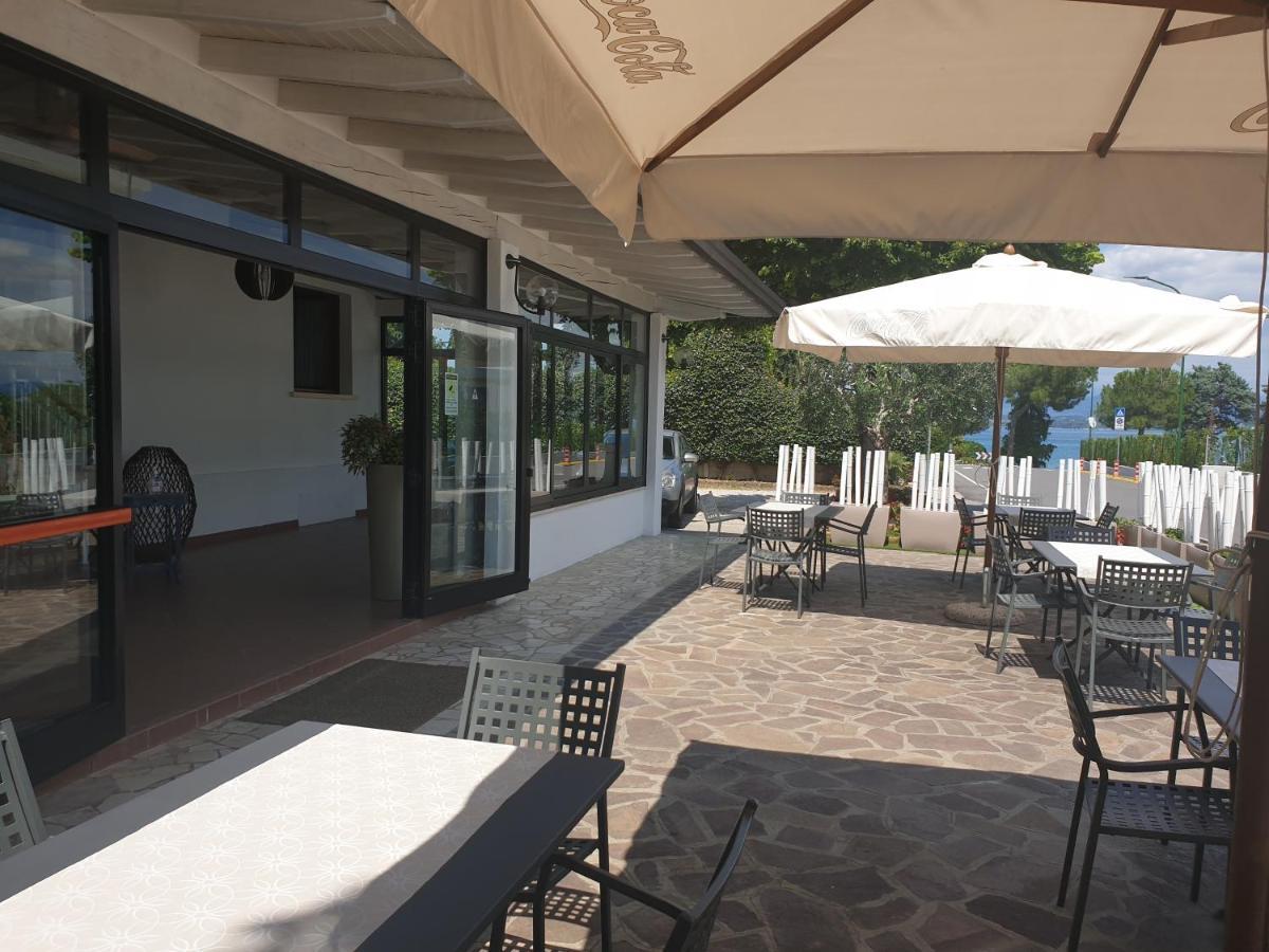 Hotel La Favorita Πεσκιέρα ντελ Γκάρντα Εξωτερικό φωτογραφία