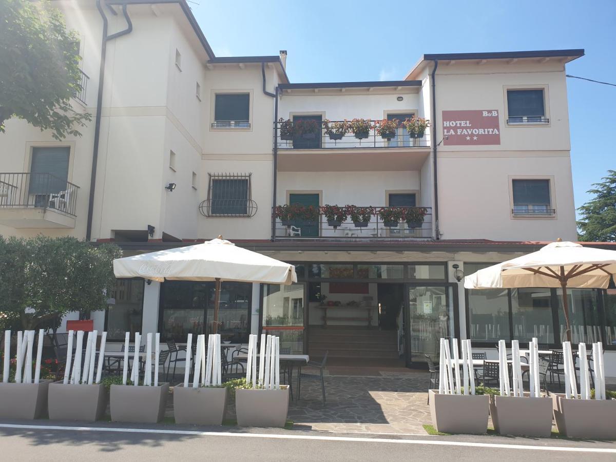 Hotel La Favorita Πεσκιέρα ντελ Γκάρντα Εξωτερικό φωτογραφία