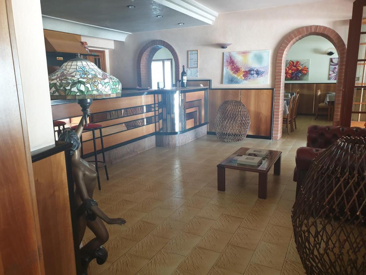 Hotel La Favorita Πεσκιέρα ντελ Γκάρντα Εξωτερικό φωτογραφία