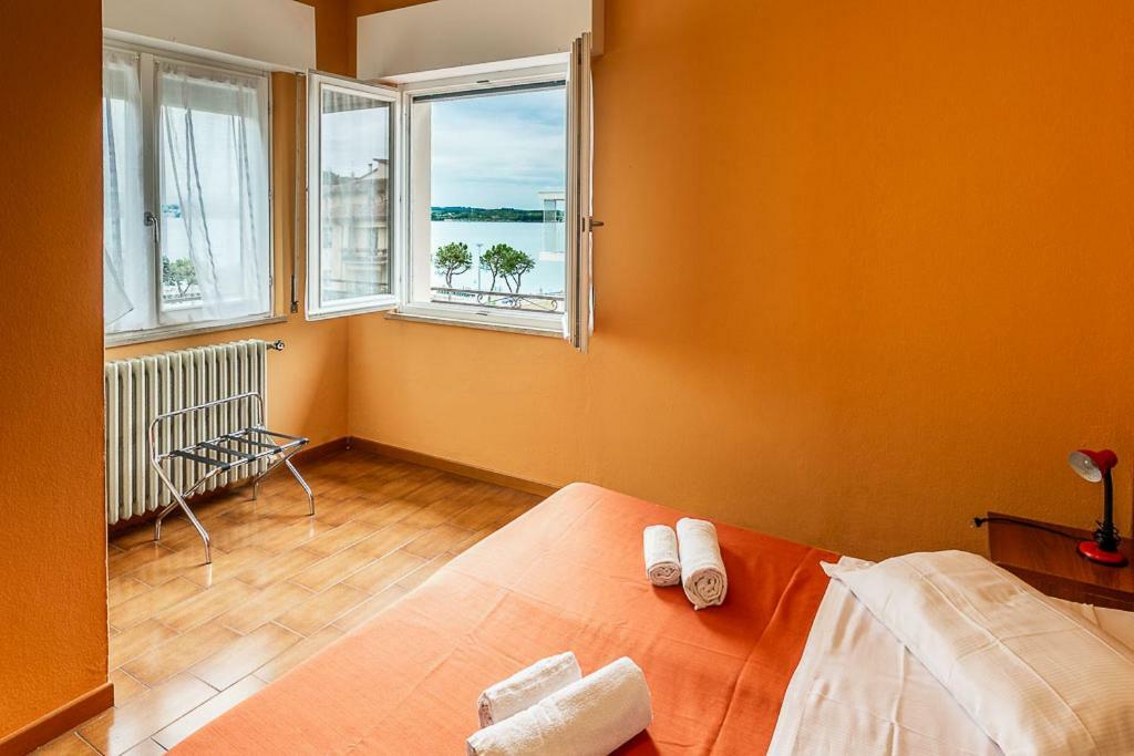 Hotel La Favorita Πεσκιέρα ντελ Γκάρντα Εξωτερικό φωτογραφία